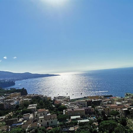 A Casa Di Italia Apartment Napoli Bagian luar foto