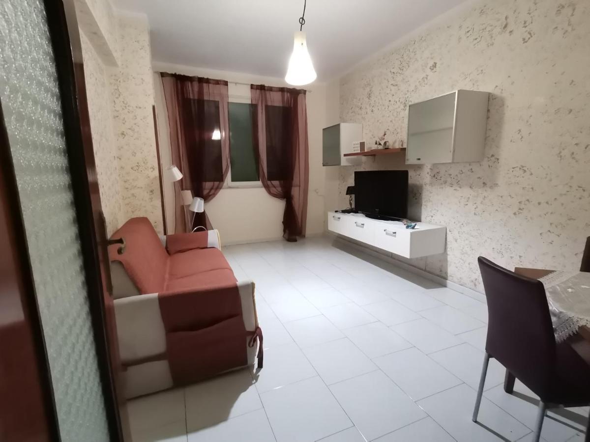 A Casa Di Italia Apartment Napoli Bagian luar foto